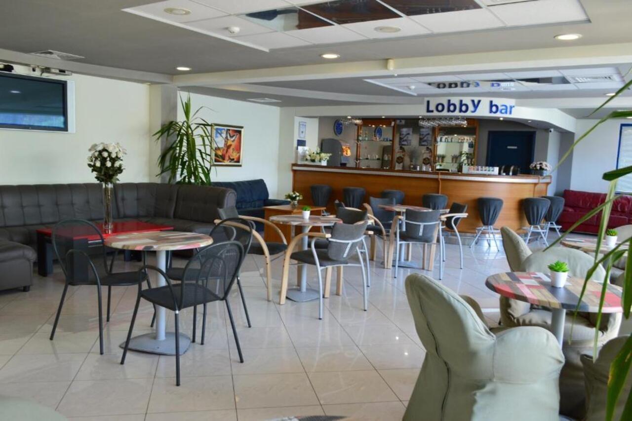 סאני ביץ' Aquamarine Hotel מראה חיצוני תמונה