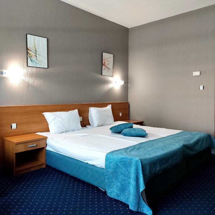 סאני ביץ' Aquamarine Hotel מראה חיצוני תמונה