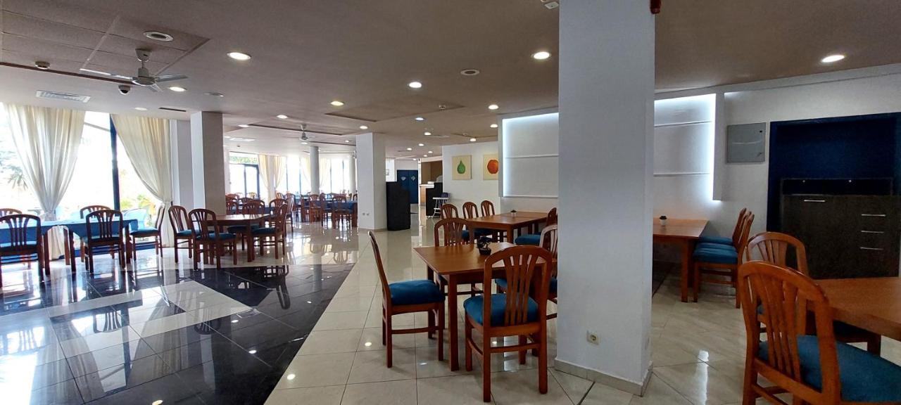 סאני ביץ' Aquamarine Hotel מראה חיצוני תמונה