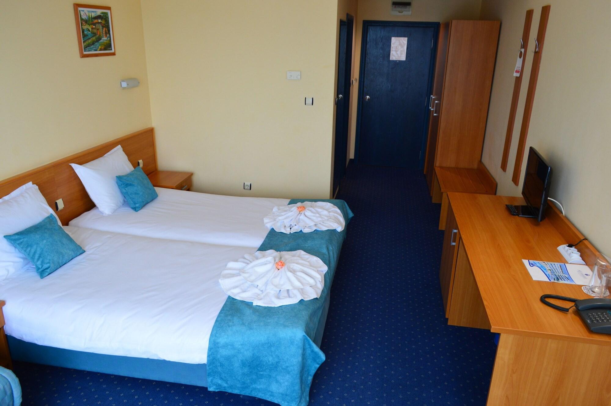 סאני ביץ' Aquamarine Hotel מראה חיצוני תמונה