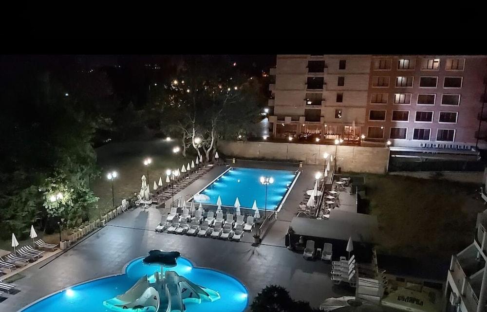 סאני ביץ' Aquamarine Hotel מראה חיצוני תמונה